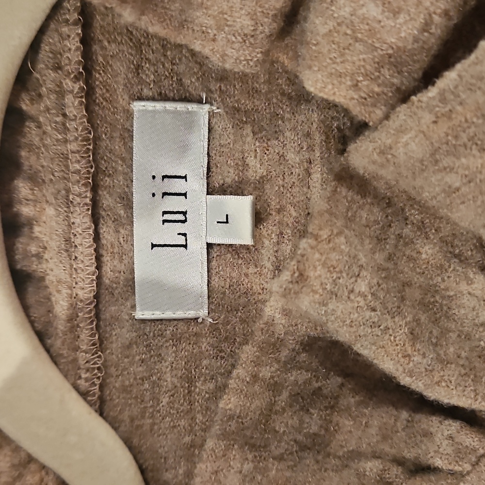 Luii Wool Button Down Ruffel Jacket - image 5